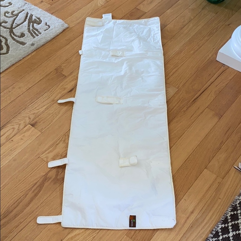 Crib teething cover for crib! 2/20% 3/25%